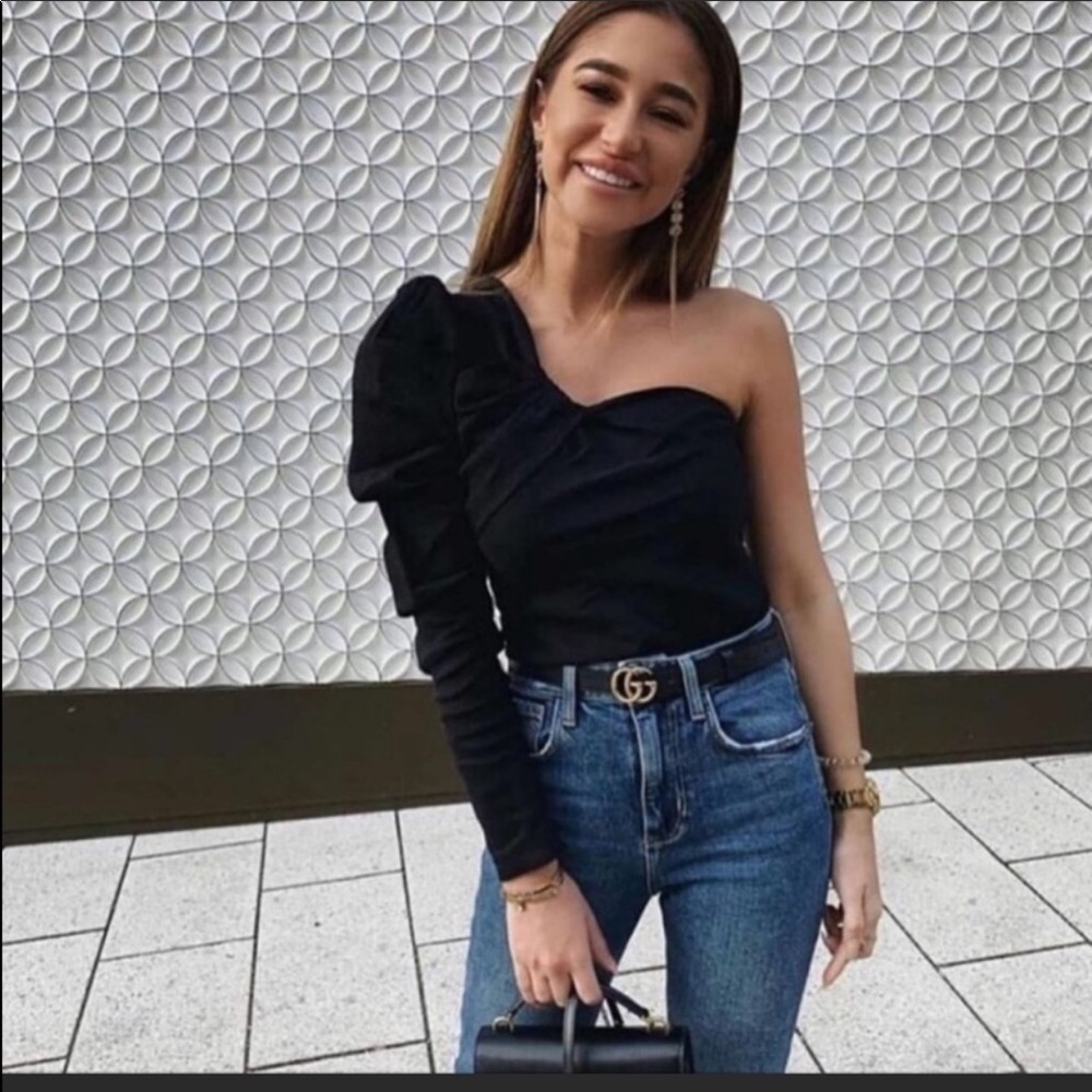 Zara black one sided top